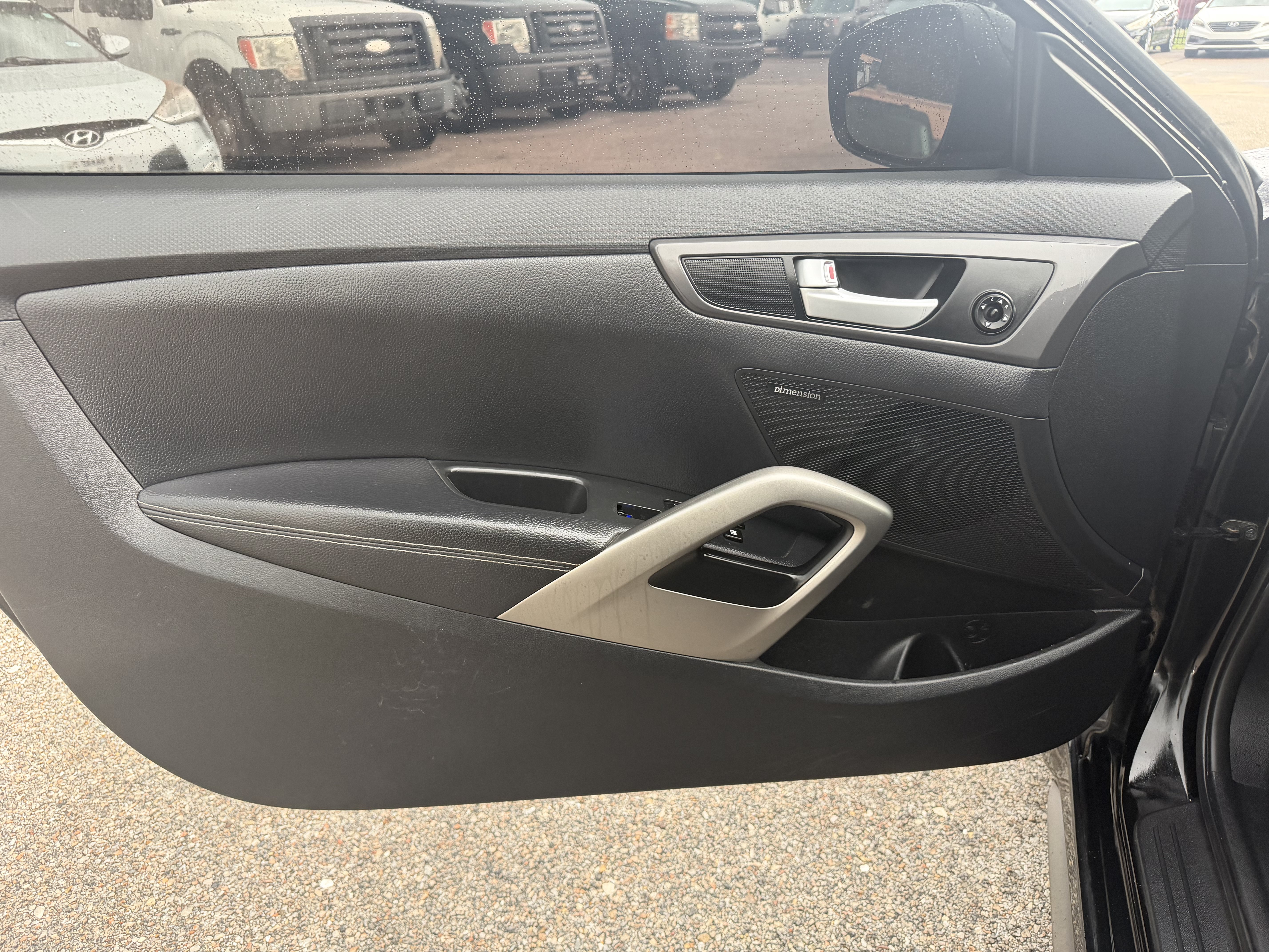 Used 2015 Hyundai Veloster Turbo FWD image 15