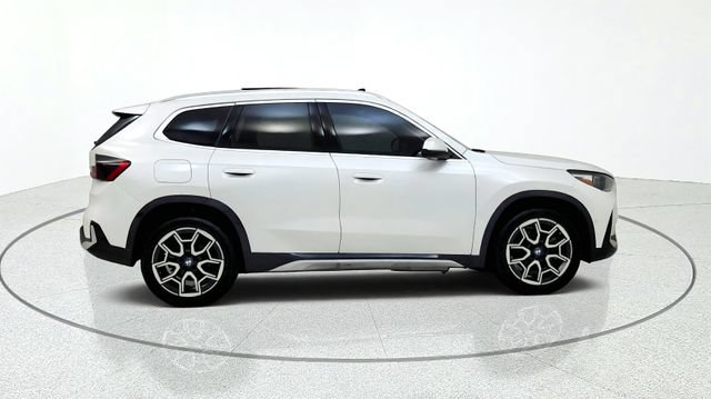 Used 2025 BMW X1 xDrive28i AWD/4WD image 10