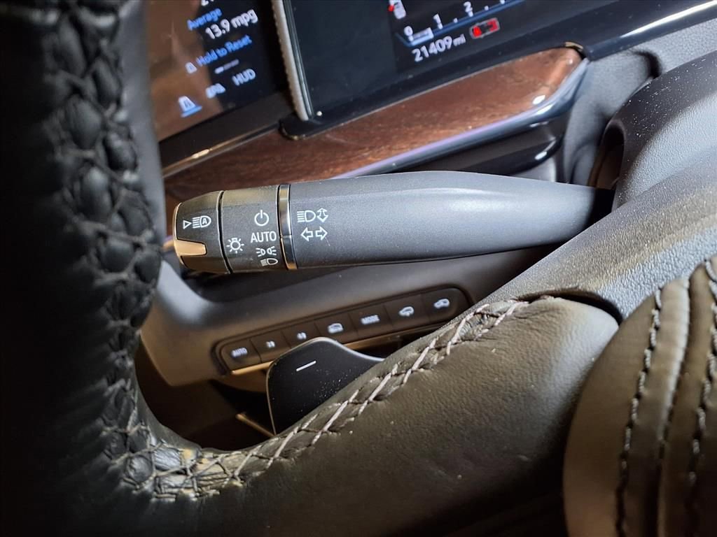 Used 2023 Cadillac Escalade Sport Platinum w/ LPO, ONYX Package image 8