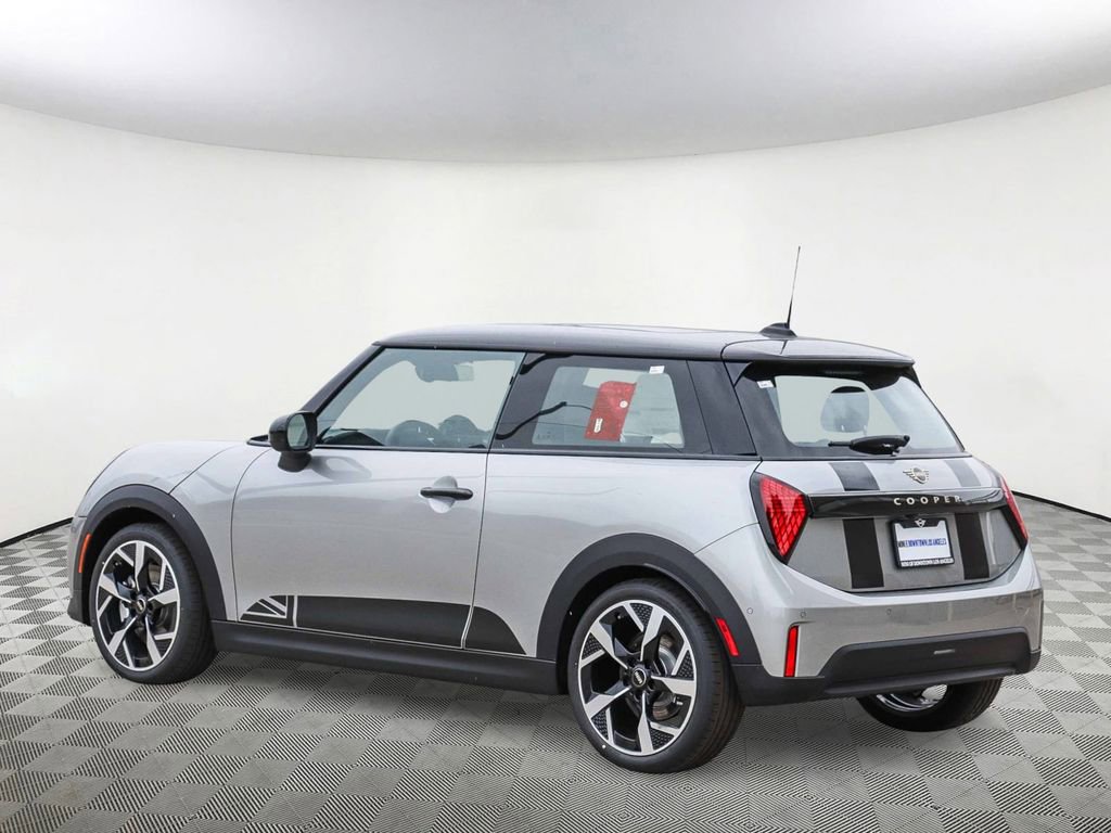 New 2026 MINI Cooper 2-Door Hardtop image 7