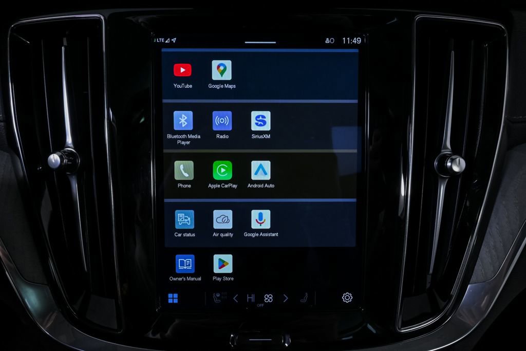 Certified 2024 Volvo V60 B5 Cross Country Ultimate image 16