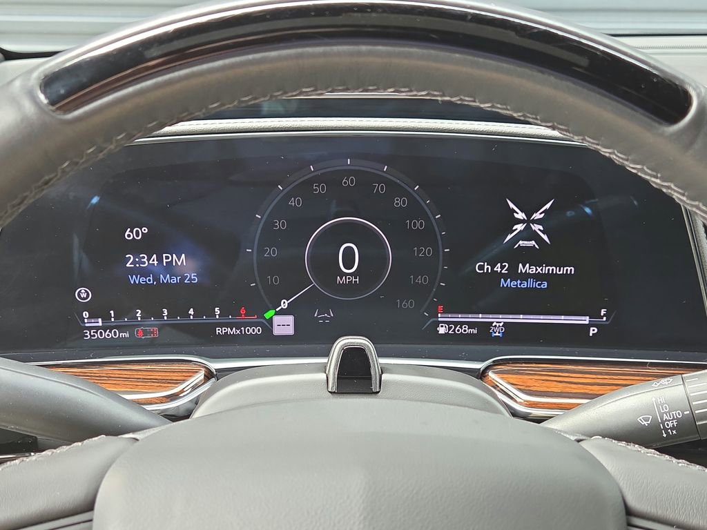 Used 2023 Cadillac Escalade Premium Luxury image 10