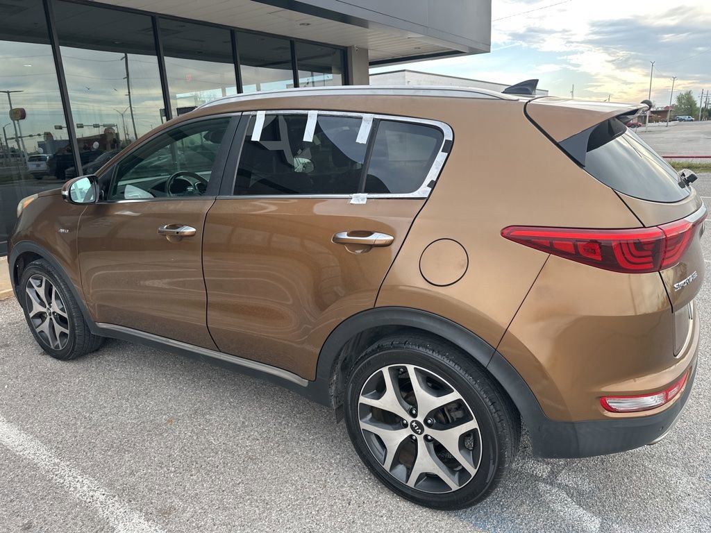 Used 2017 Kia Sportage SX image 4
