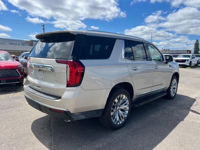 Used 2021 GMC Yukon SLT w/ SLT Luxury Plus Package AWD/4WD image 5