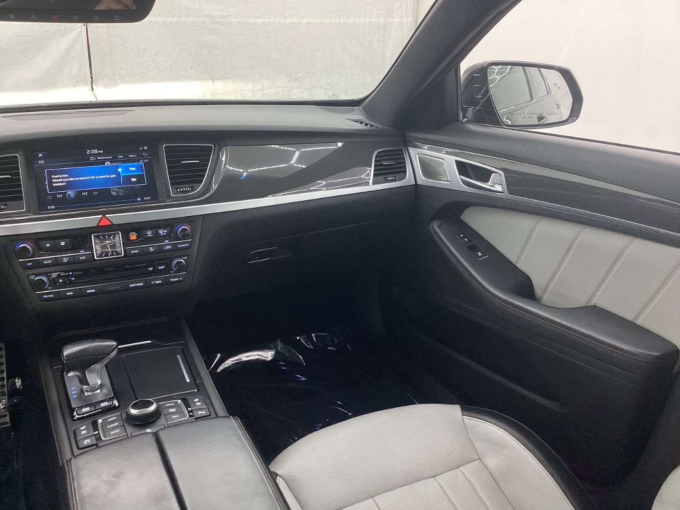 Used 2018 Genesis G80 3.3T Sport image 27