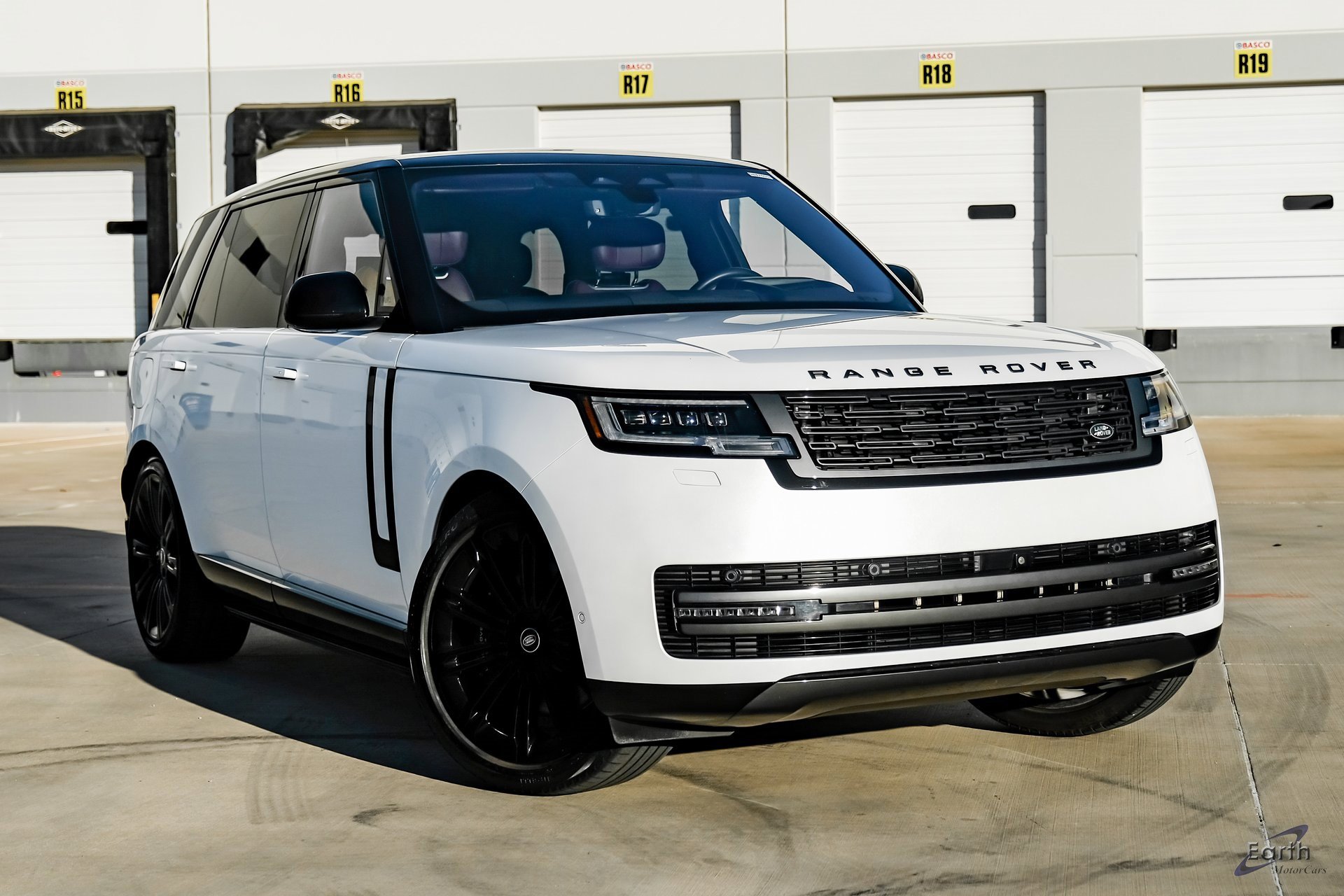 Used 2023 Land Rover Range Rover Long Wheelbase Autobiography image 21