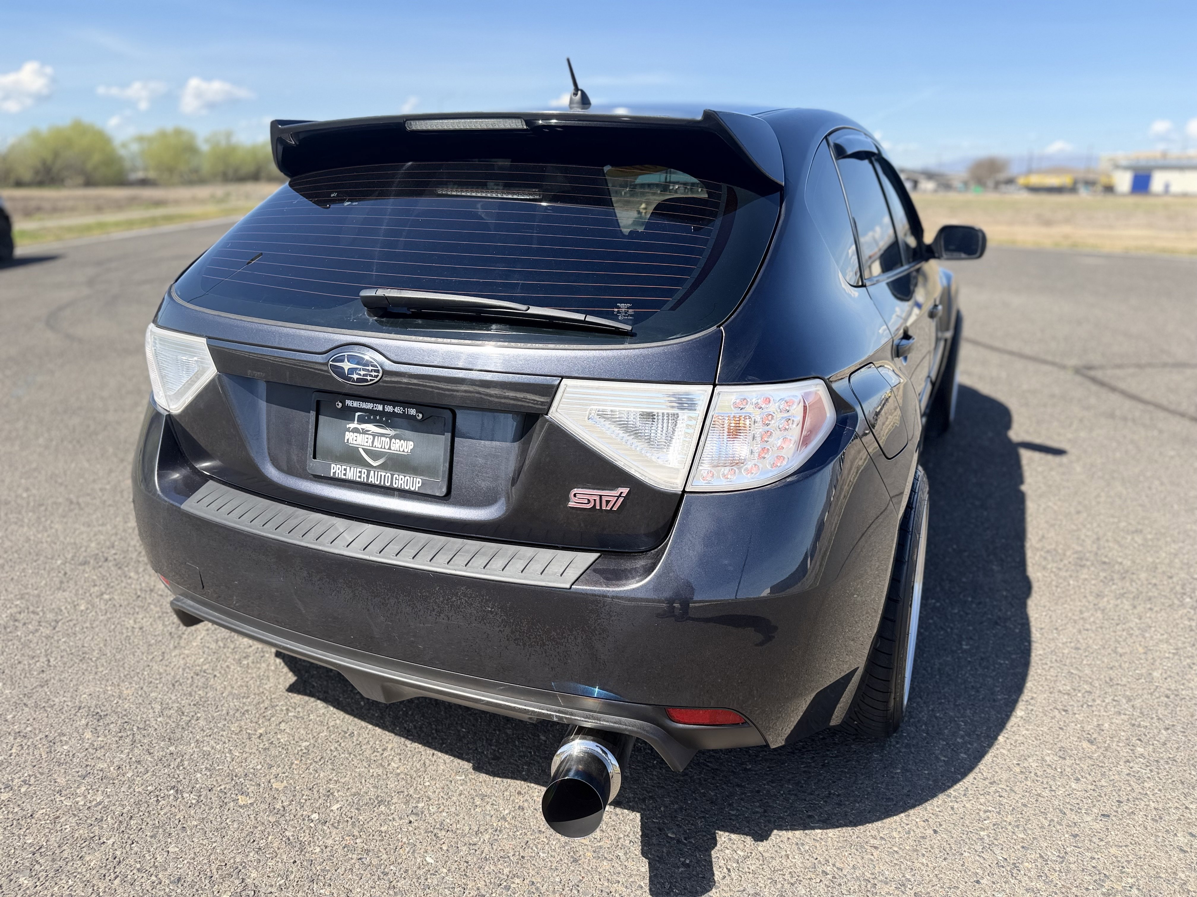 Used 2010 Subaru Impreza WRX STI AWD/4WD image 5