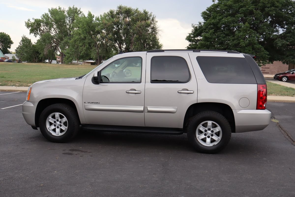 Used 2008 GMC Yukon SLT AWD/4WD image 9