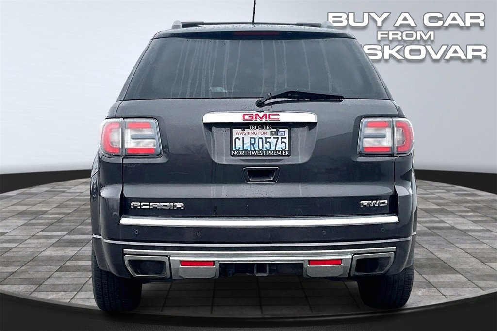Used 2015 GMC Acadia Denali image 2