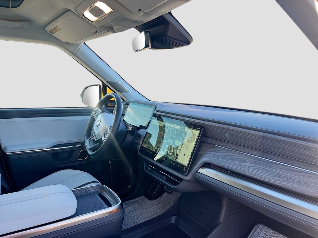Used 2023 Rivian R1S Adventure AWD/4WD image 29