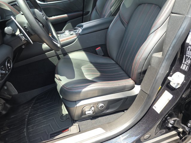 Used 2023 Maserati Levante Modena AWD/4WD image 15