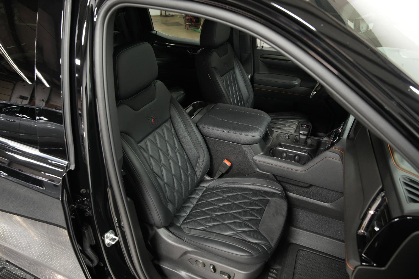 Used 2025 GMC Sierra 1500 AT4 w/ AT4 Premium Package image 20