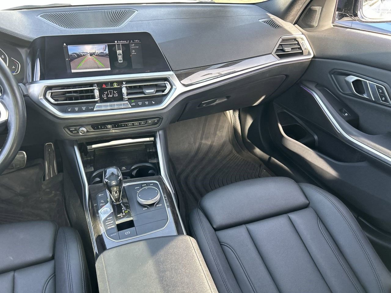 Used 2021 BMW 330i Sedan w/ M Sport Package RWD image 13