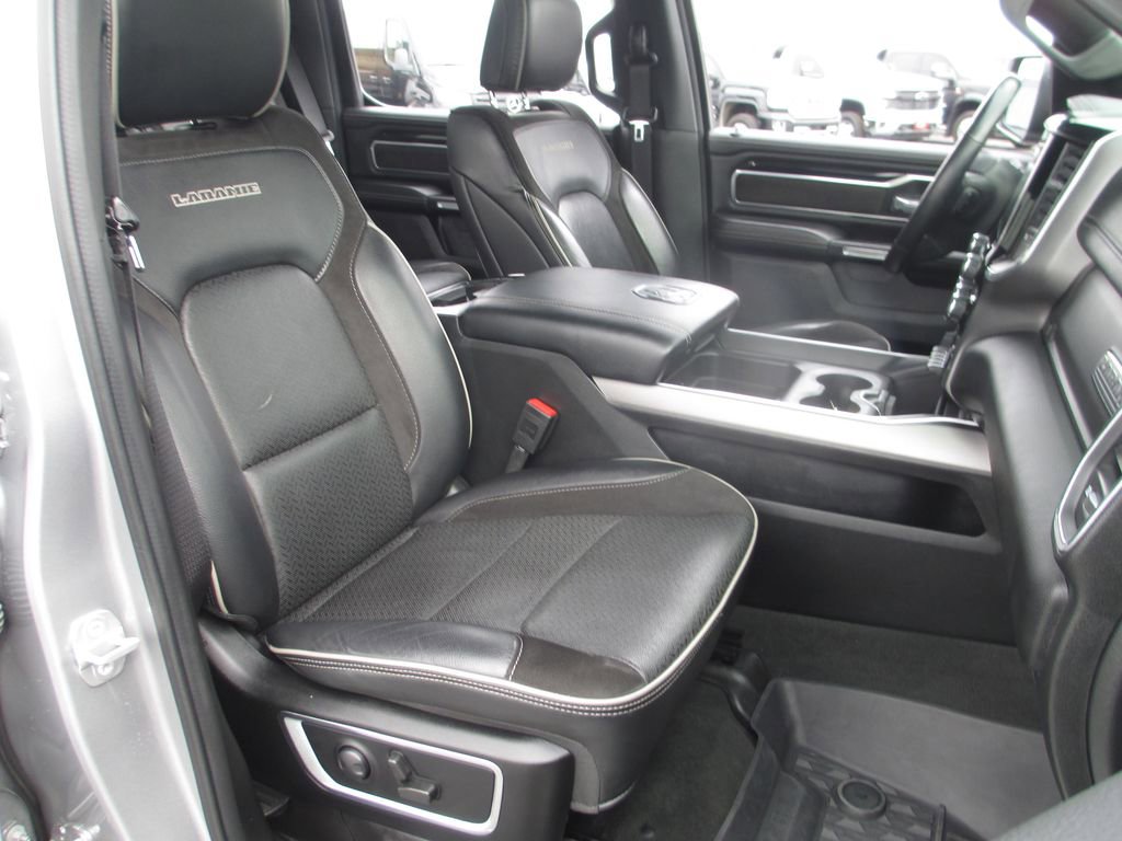 Used 2022 RAM 1500 Laramie AWD/4WD image 23