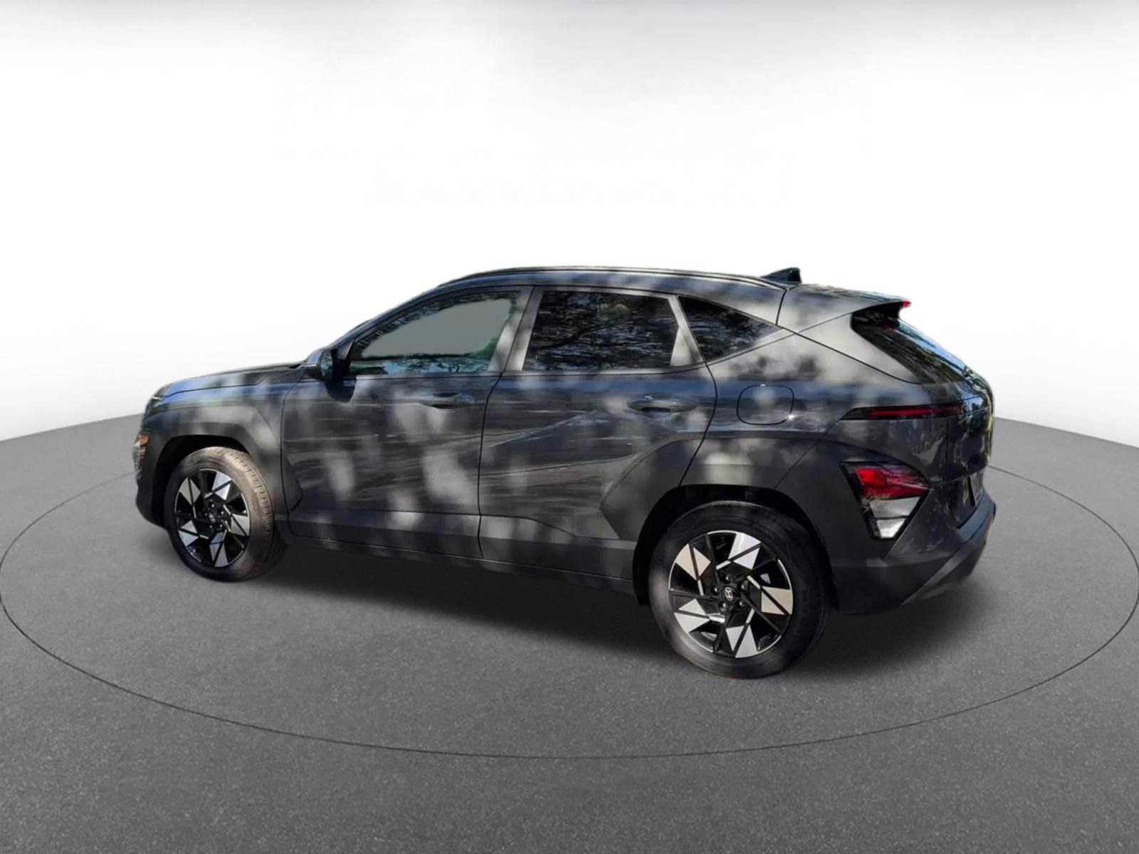 Used 2025 Hyundai Kona SEL image 10