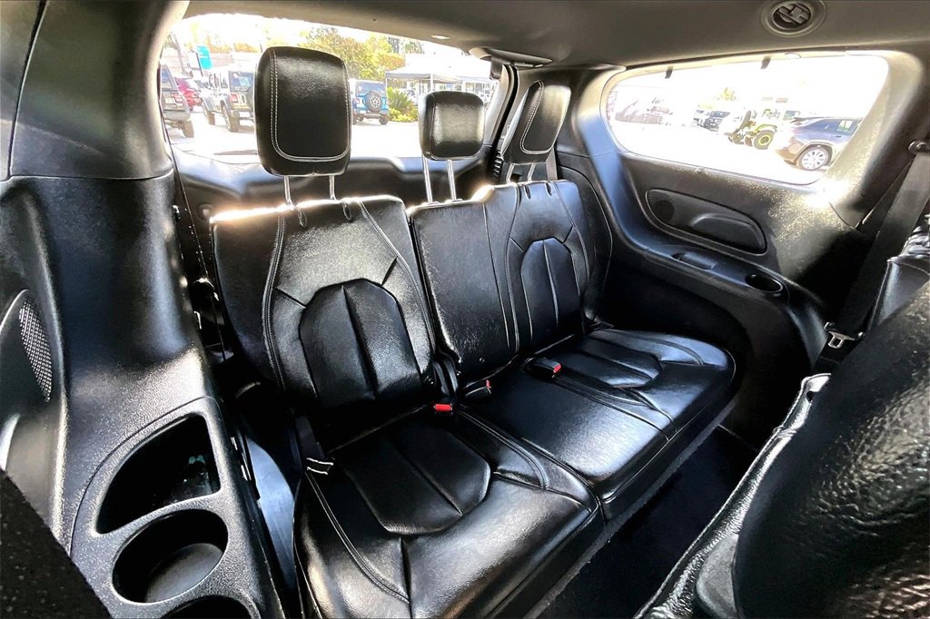 Used 2018 Chrysler Pacifica Touring-L w/ Premium Audio Group image 29