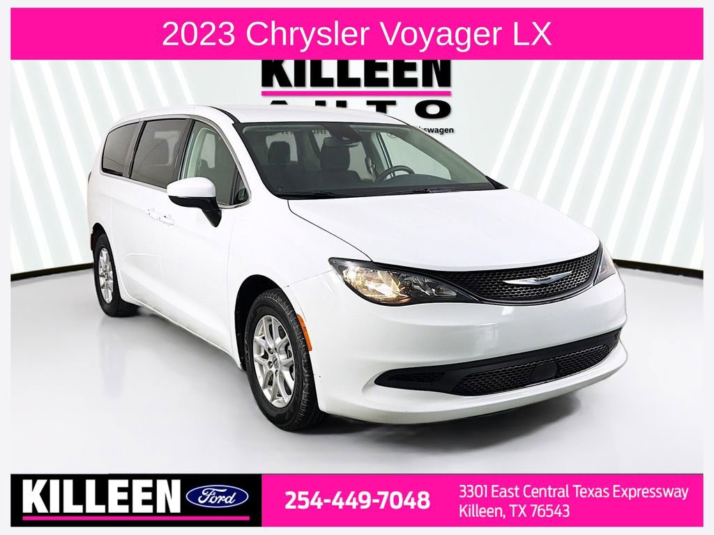 Used 2023 Chrysler Voyager LX image 1