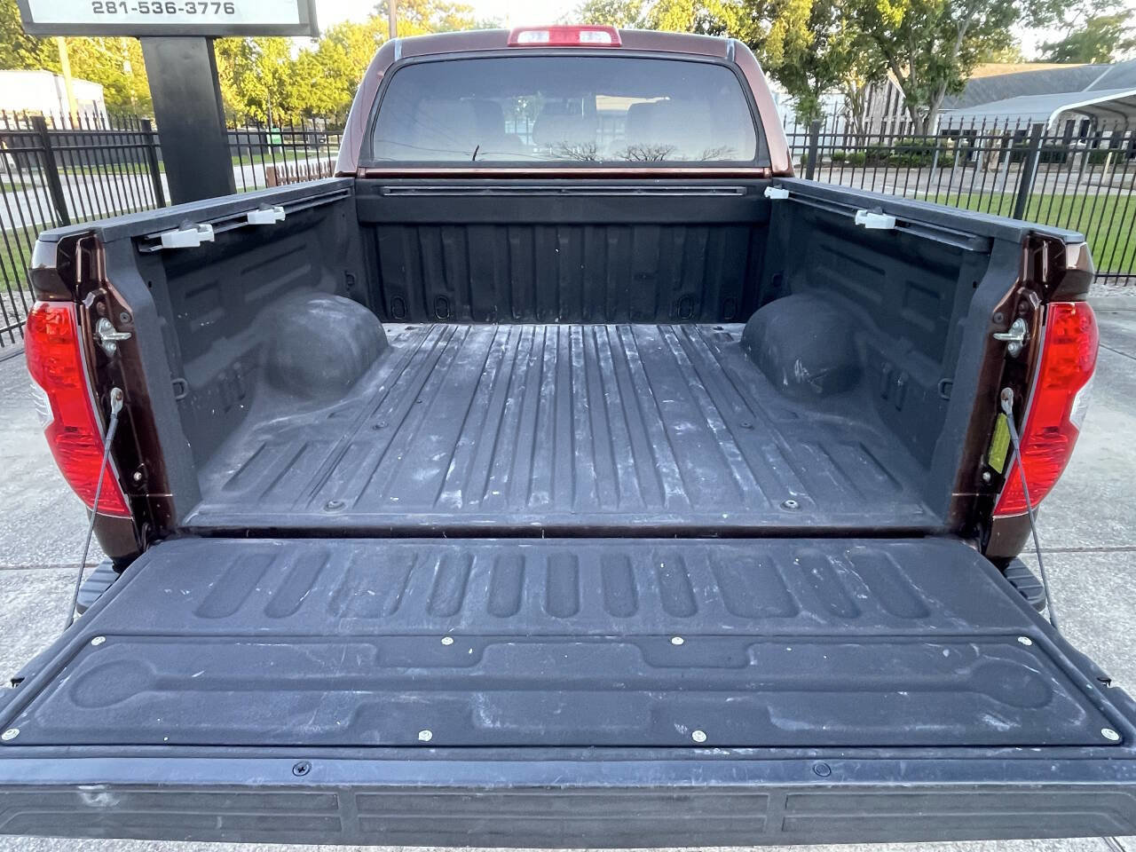 Used 2015 Toyota Tundra Limited RWD image 37
