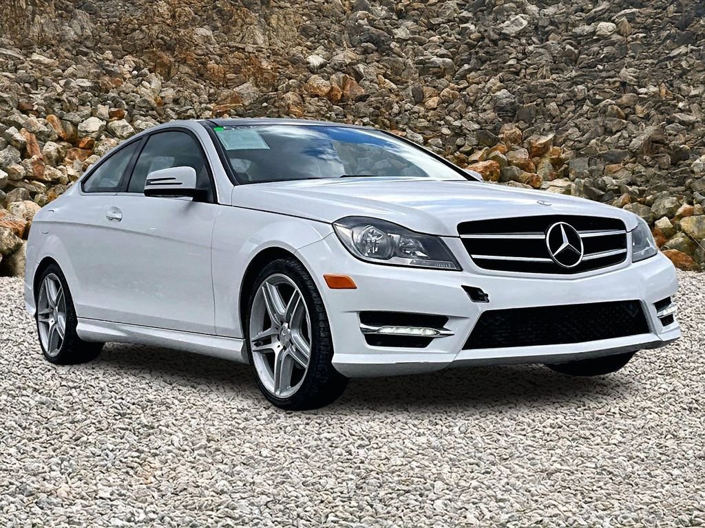 Used 2015 Mercedes-Benz C 250 Coupe image 9
