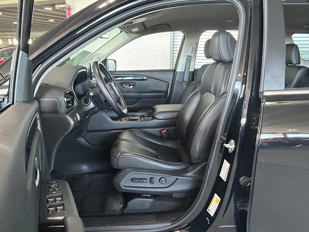 Used 2023 Honda Pilot EX-L image 16