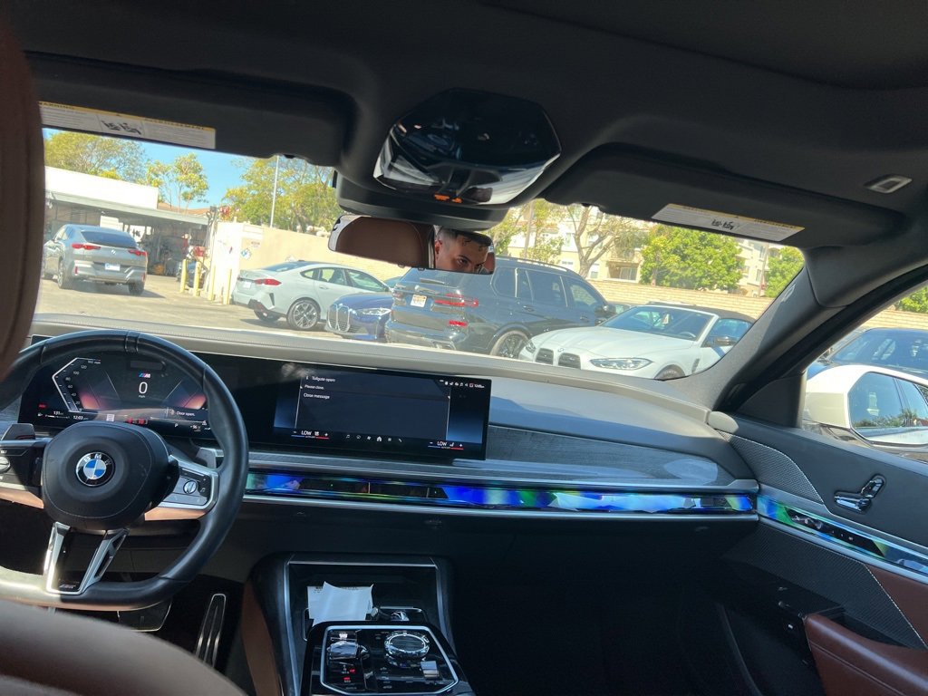 Used 2023 BMW 760i xDrive image 12