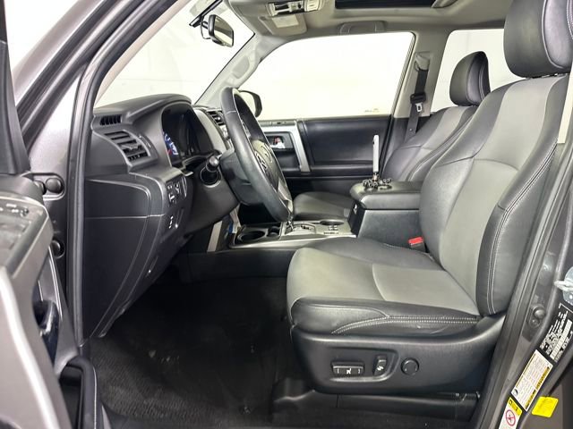 Used 2019 Toyota 4Runner SR5 Premium image 11