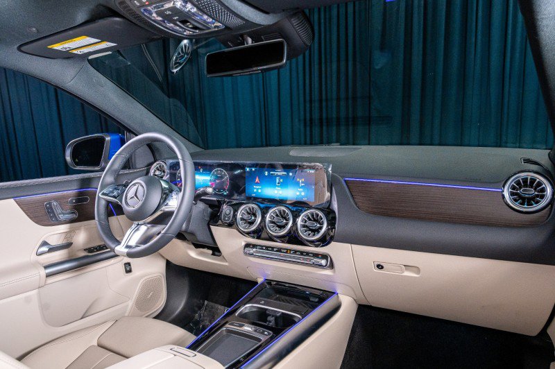 Certified 2025 Mercedes-Benz GLA 250 image 4