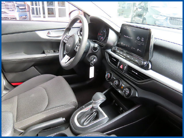 Used 2023 Kia Forte LXS FWD image 8