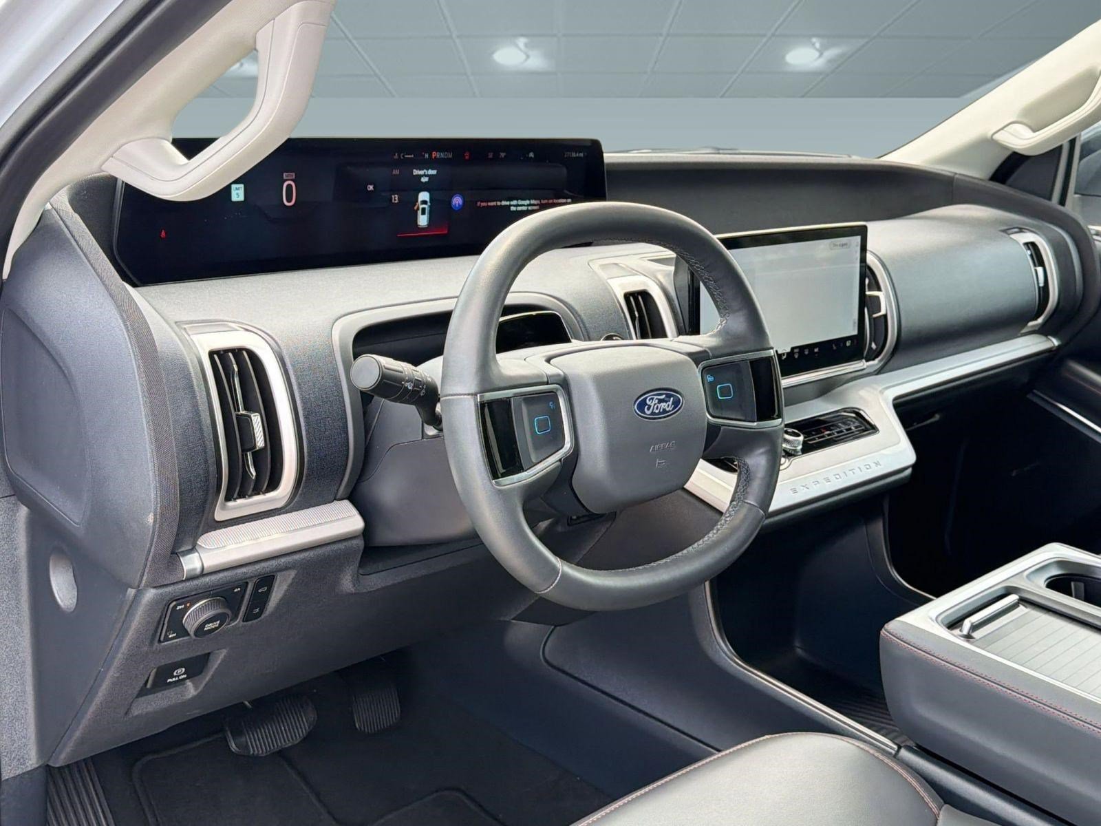 Certified 2025 Ford Expedition Max Active AWD/4WD image 4