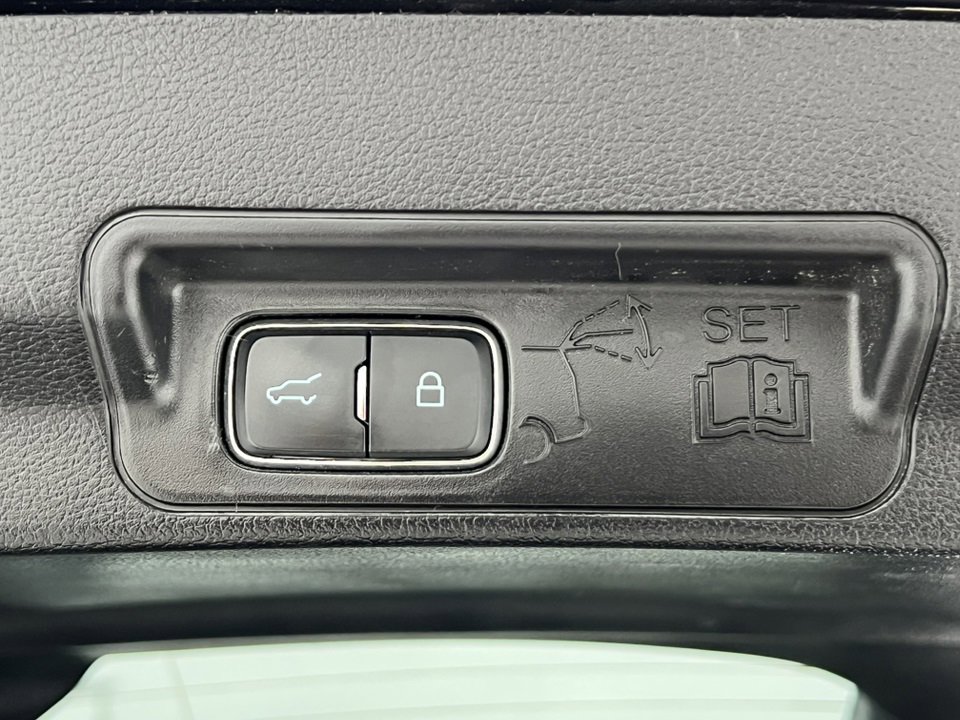 Certified 2021 Ford Explorer Limited w/ Hybrid Equipment Group 310A image 37