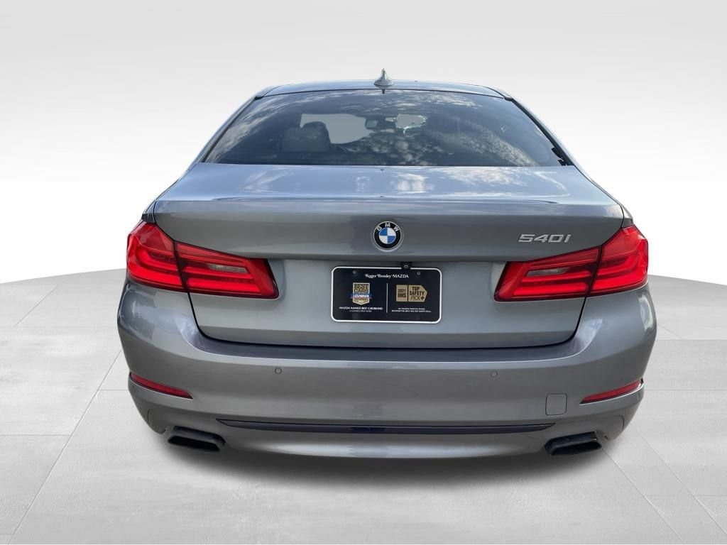 Used 2018 BMW 540i RWD image 6