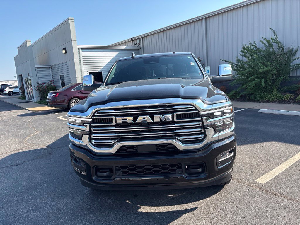 Used 2026 RAM 2500 Laramie AWD/4WD image 14
