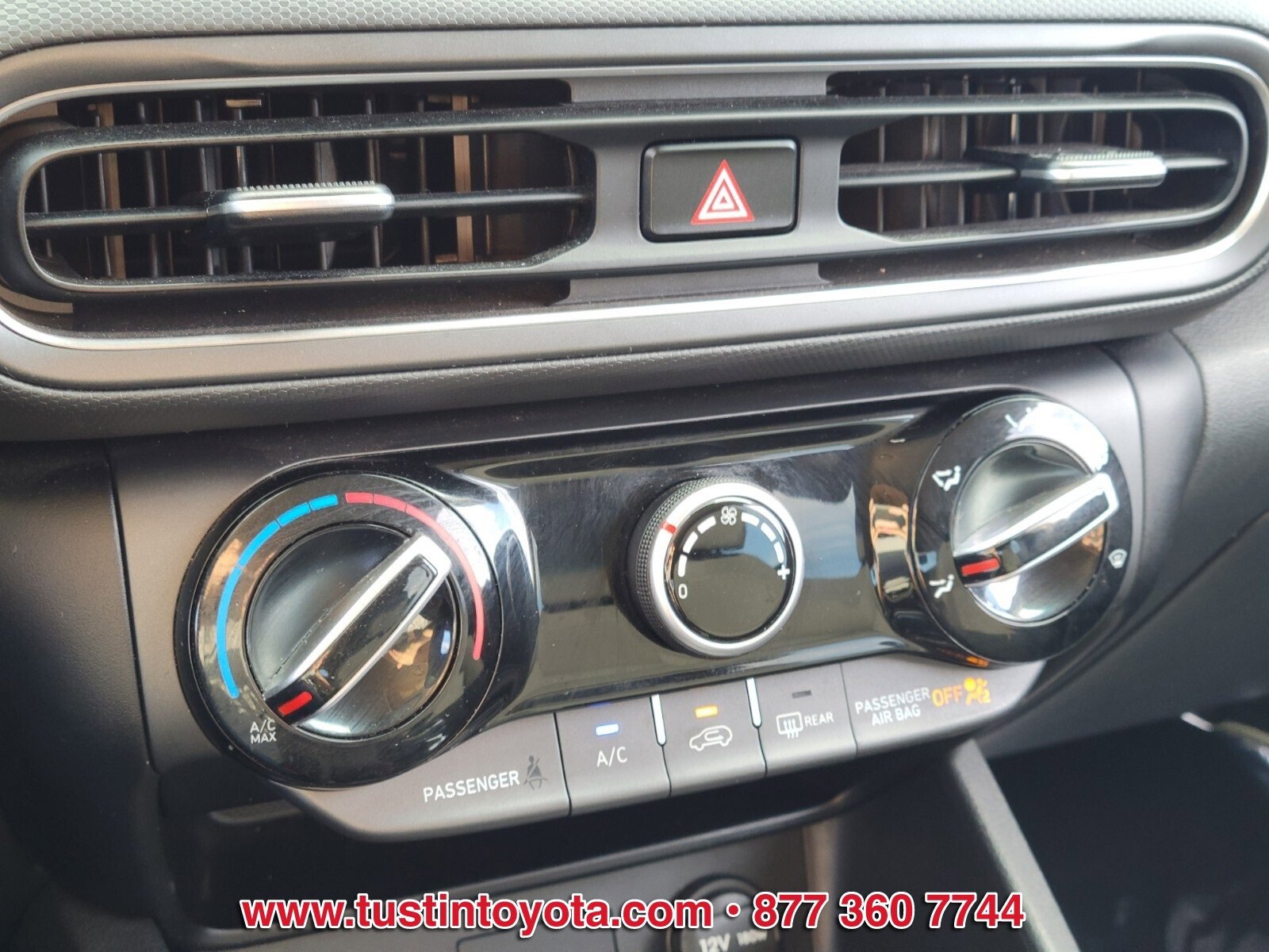 Used 2023 Hyundai Kona SEL image 22