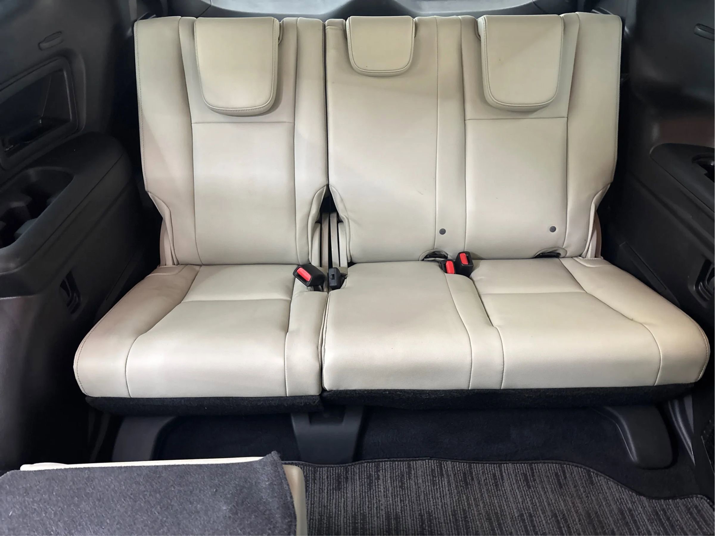 Used 2023 Subaru Ascent Limited image 41