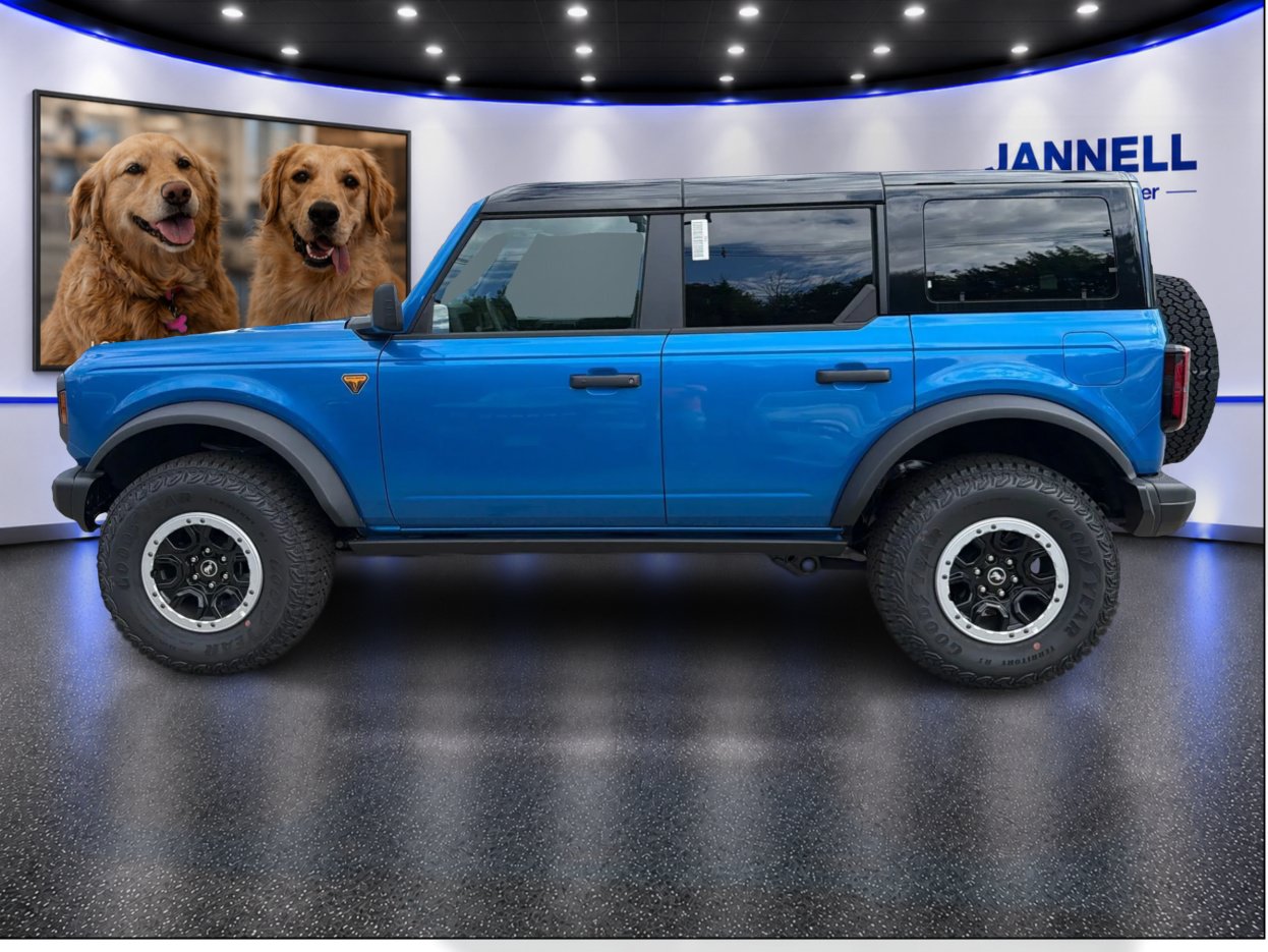 New 2025 Ford Bronco Badlands w/ Sasquatch Package AWD/4WD image 9