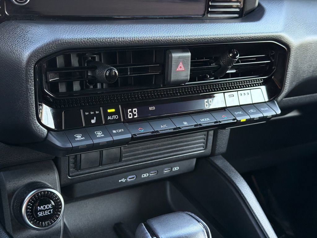 Used 2024 Toyota Land Cruiser 1958 image 29