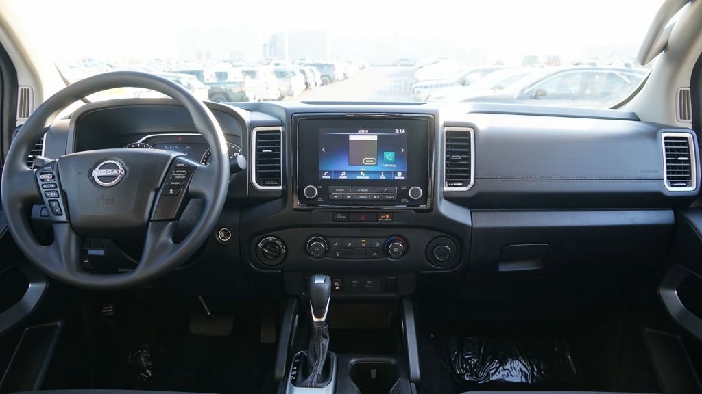 Used 2024 Nissan Frontier SV w/ Technology Package image 27