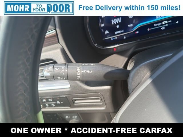 Used 2024 Chevrolet Suburban Z71 image 16