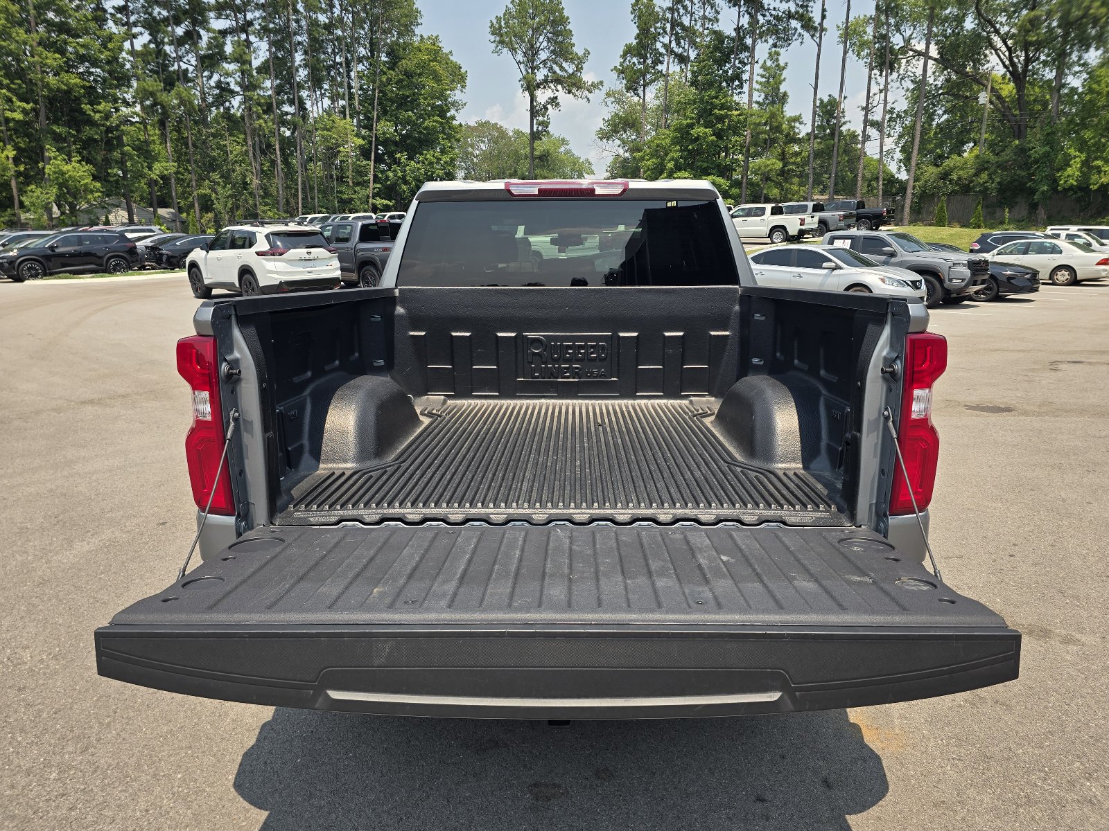 Used 2026 Chevrolet Silverado 1500 RST AWD/4WD image 11