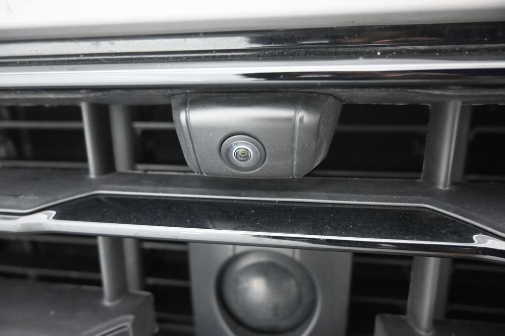 Used 2025 Porsche Cayenne S AWD/4WD image 46