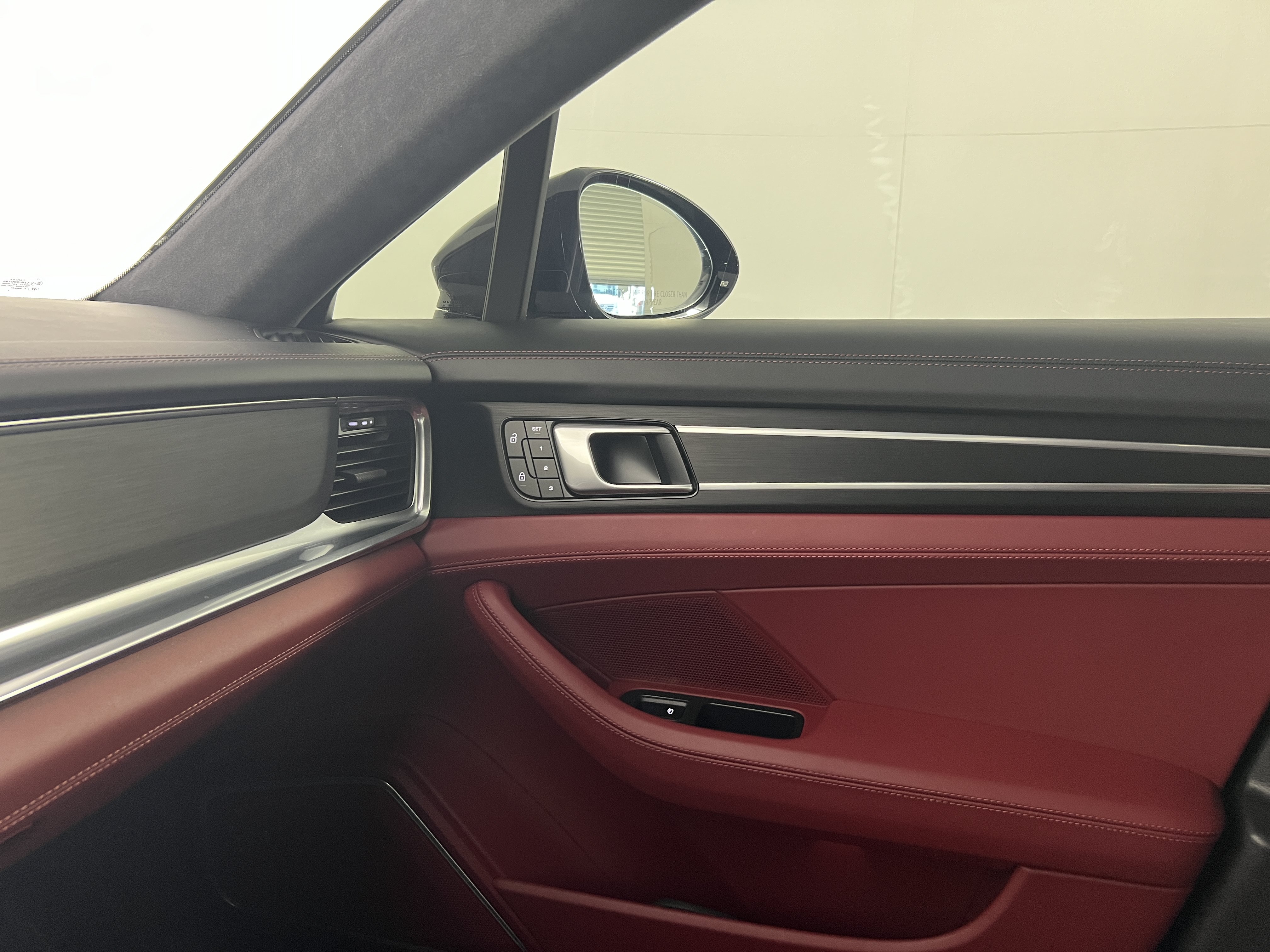 Certified 2023 Porsche Panamera 4 AWD/4WD image 14