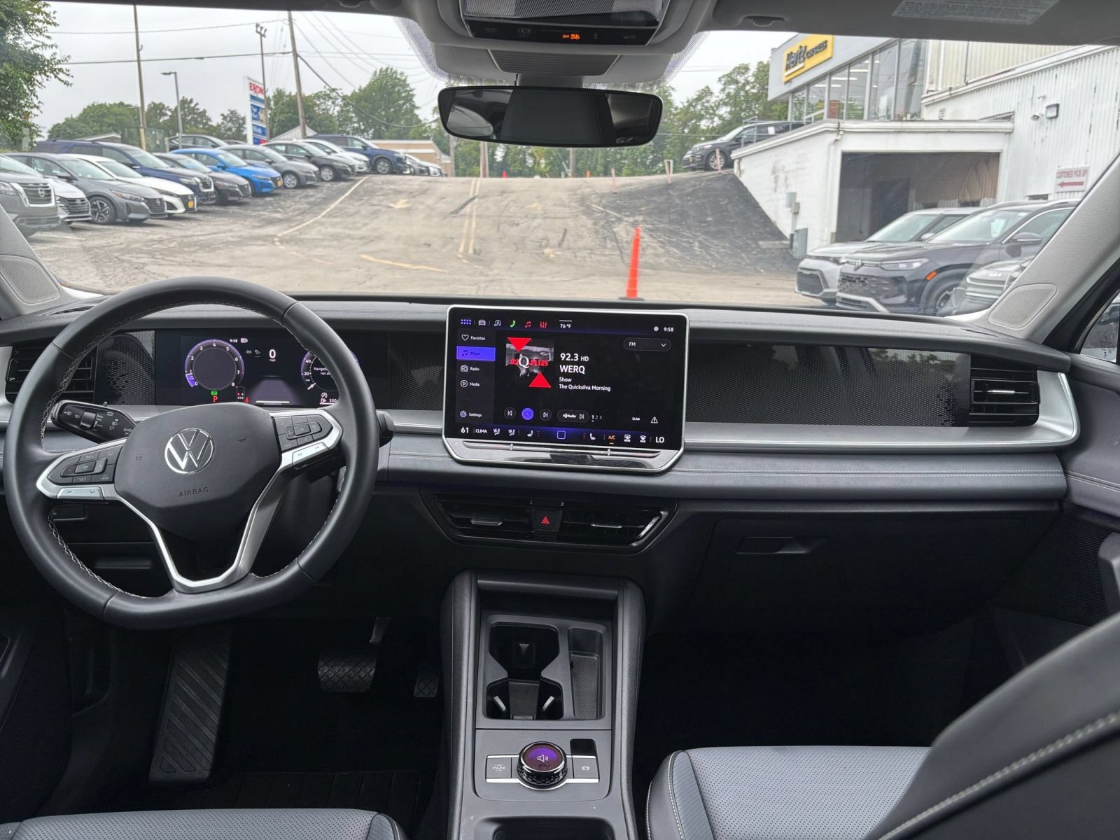 Used 2026 Volkswagen Tiguan SE AWD/4WD image 34