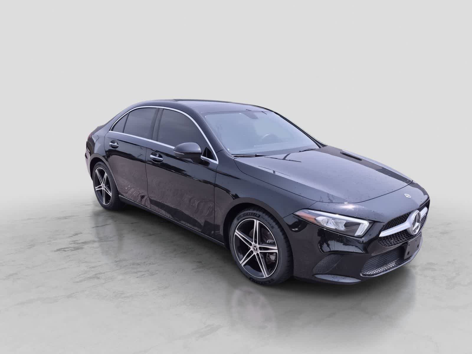 Used 2022 Mercedes-Benz A 220 4MATIC image 2