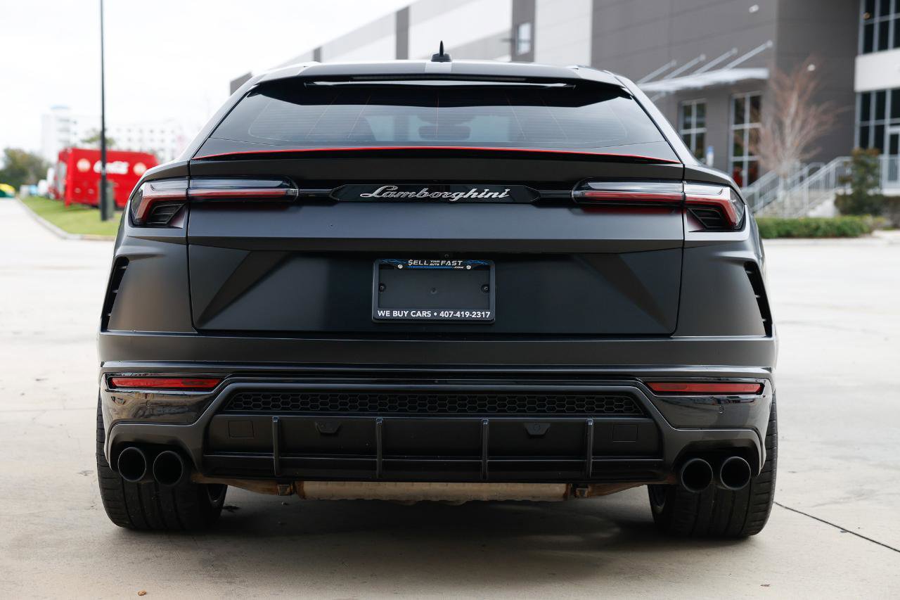 Used 2020 Lamborghini Urus image 9