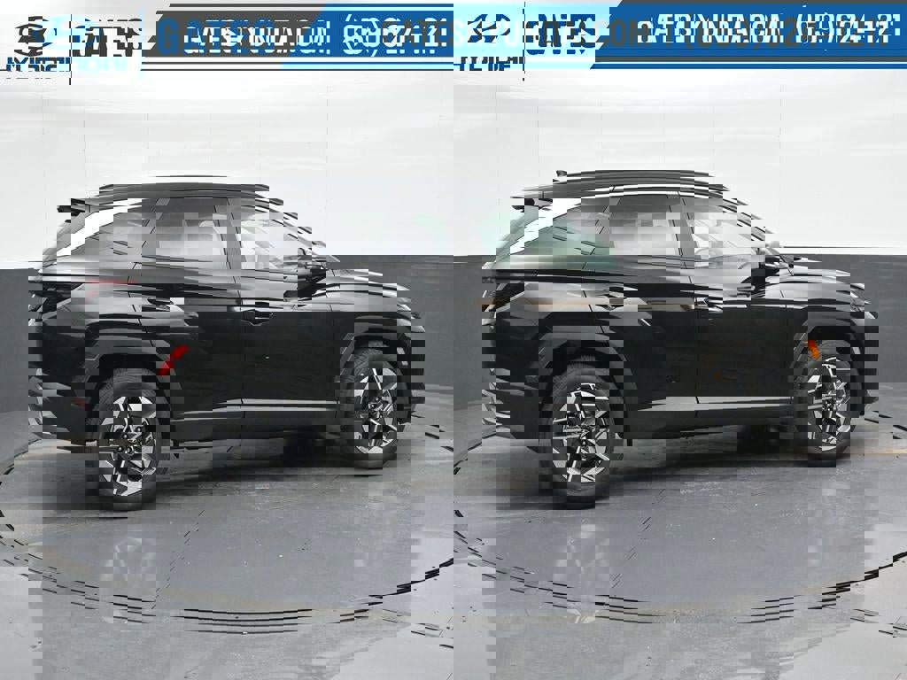 New 2025 Hyundai Tucson SEL image 3