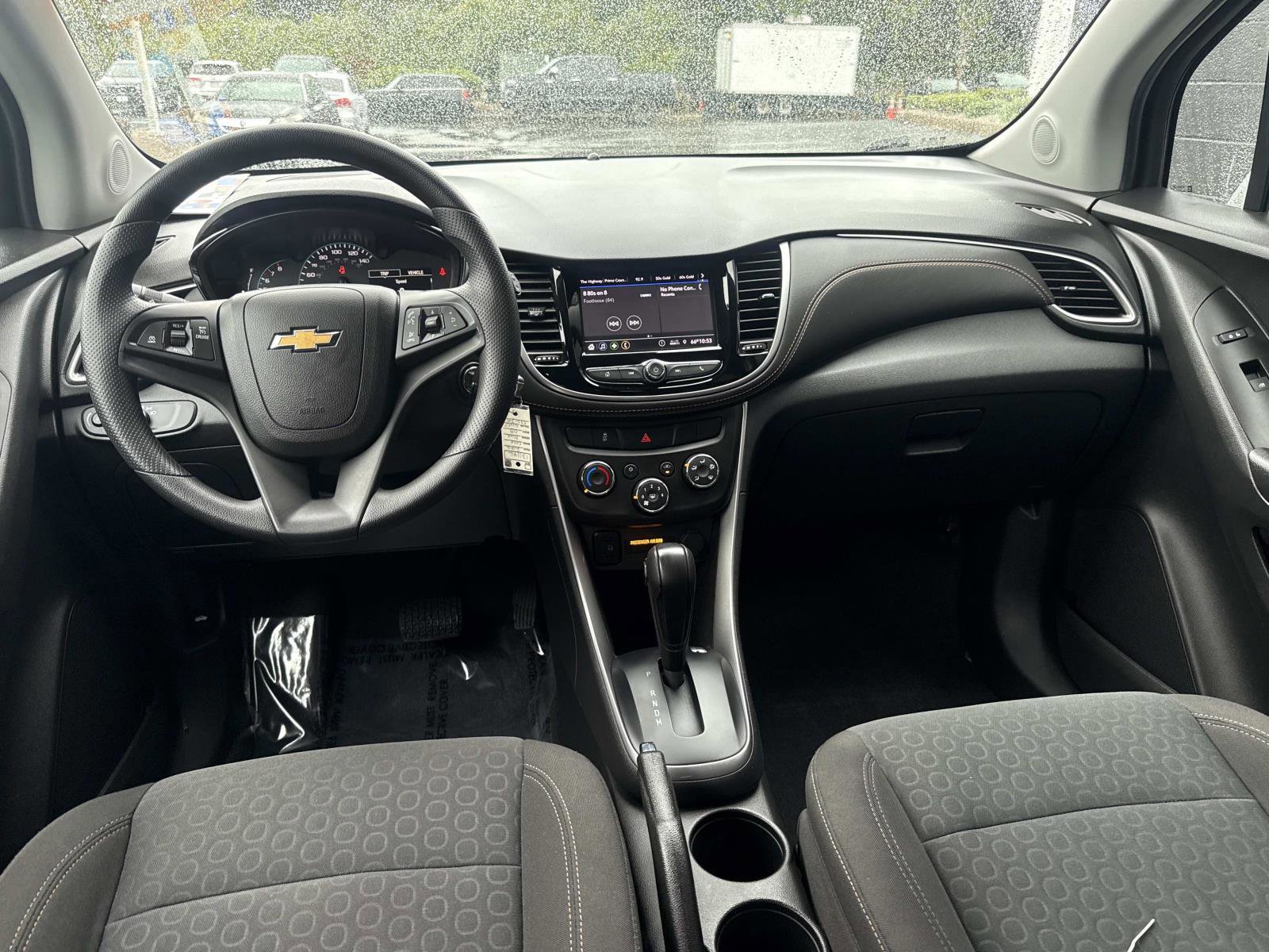 Used 2022 Chevrolet Trax LS w/ Tint and Cruise Package image 13