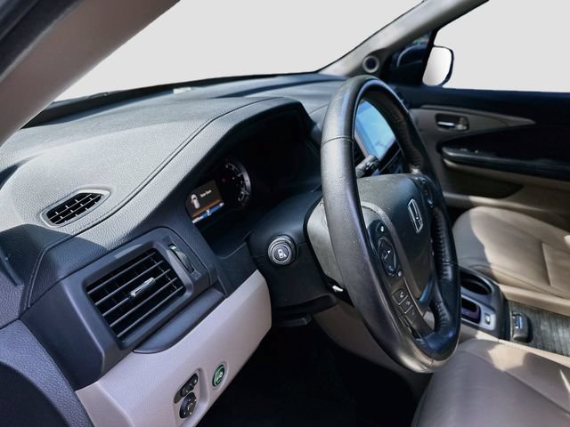 Used 2017 Honda Pilot EX-L image 10