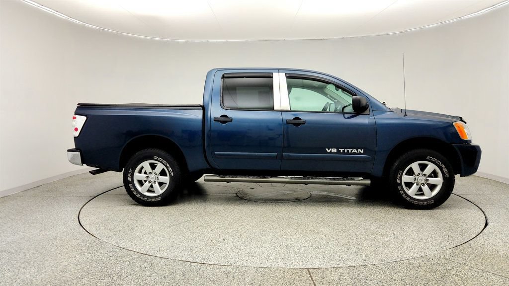Used 2014 Nissan Titan SV w/ SV Value Truck Package AWD/4WD image 4