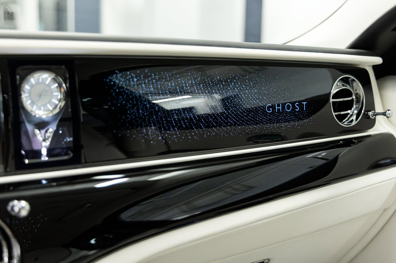 New 2027 Rolls-Royce Ghost Extended Wheelbase AWD/4WD image 53