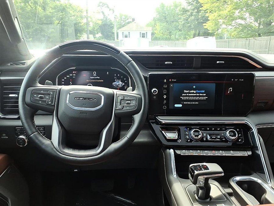 Used 2025 GMC Sierra 1500 Denali Ultimate AWD/4WD image 14